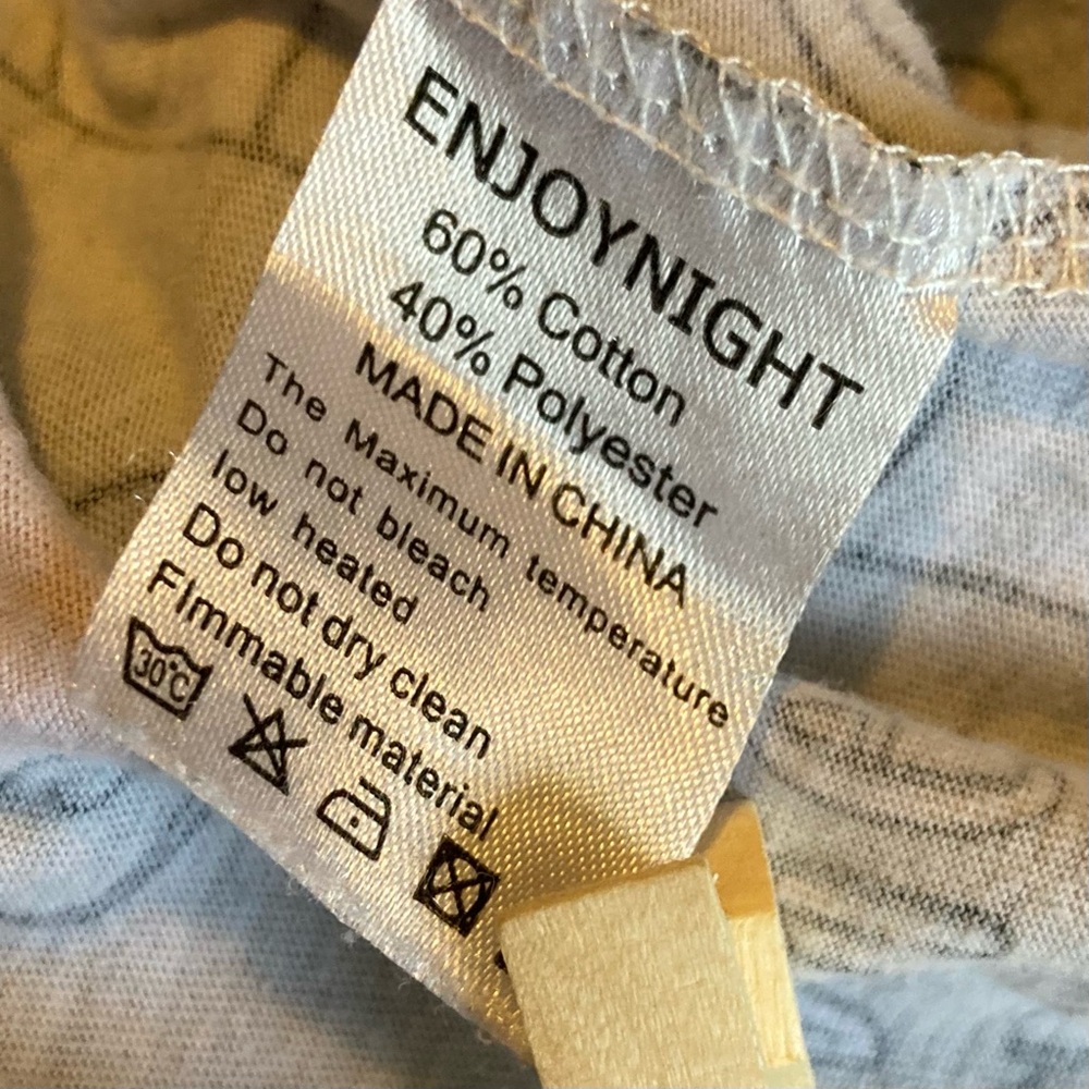 Enjoy Night Coffee Print Pajama Set in Dove Grey, Pink, and White‎ | Capri Pants - Picture 9 of 15